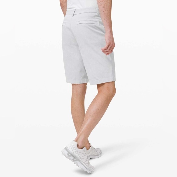 Lululemon Commission Short Qwick Oxford 11" *Relaxed White / Black Sz 36 - Picture 3 of 16